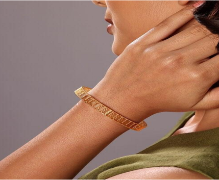 Designs in 22KT Gold Bangles